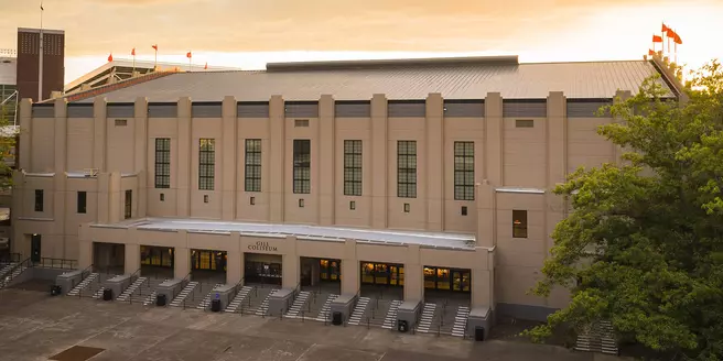 Follow The Oregon State Signees