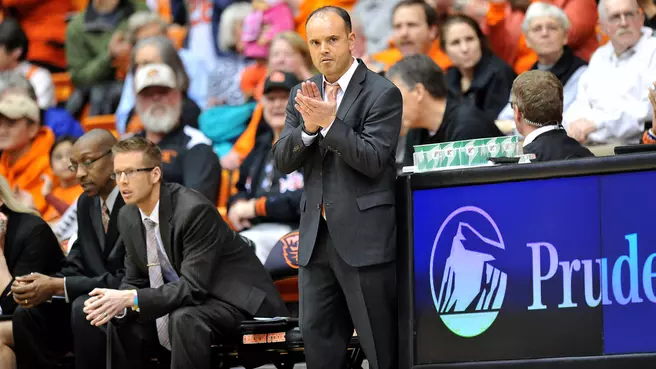 Rueck Meets The Media Before Pac-12 Tourney