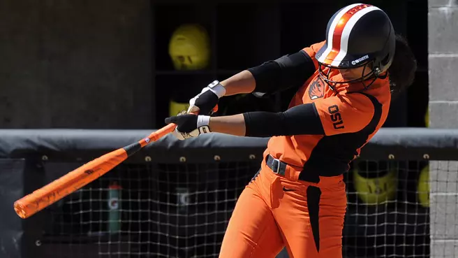 Gilmore Goes Long, but Beavers Fall to Ducks