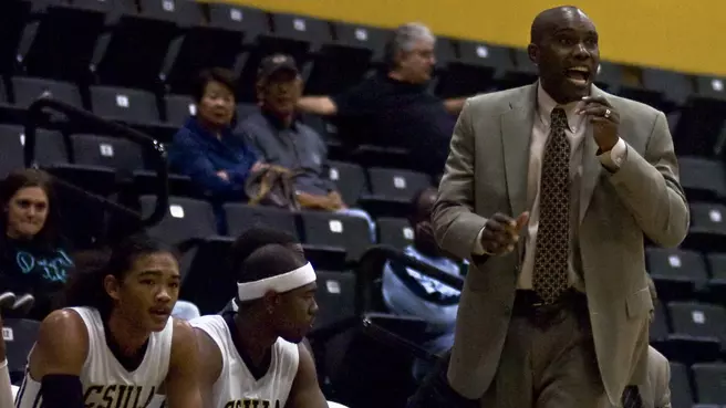 Stephen Thompson Joins Men?s Basketball Staff