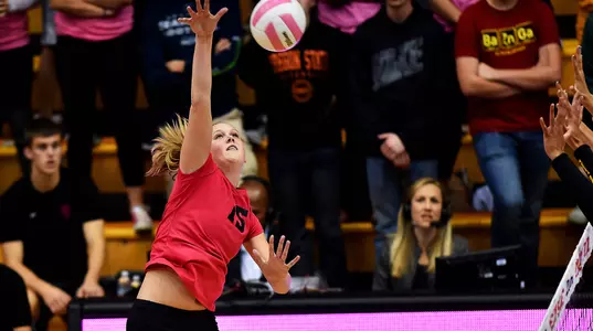 Marshall, Mary-Kate vs. USC Oct. 23, 2015