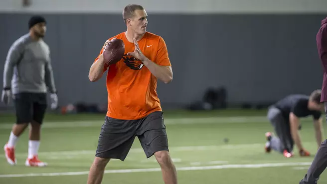 Mannion Throws Darts at Pro Day