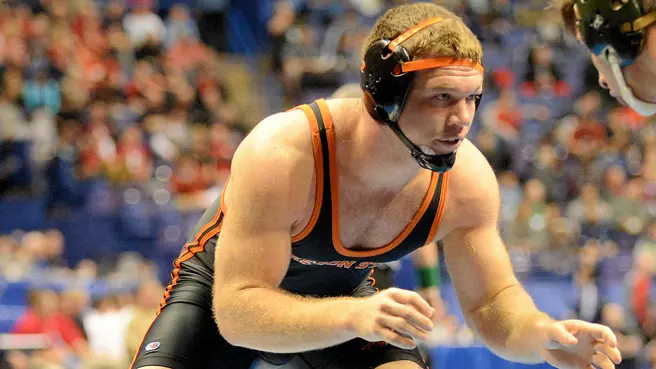 Latham, Meeks Advance to Quarterfinals