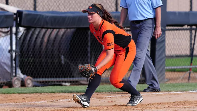 Beavers Battle Pirates, Win 2-1