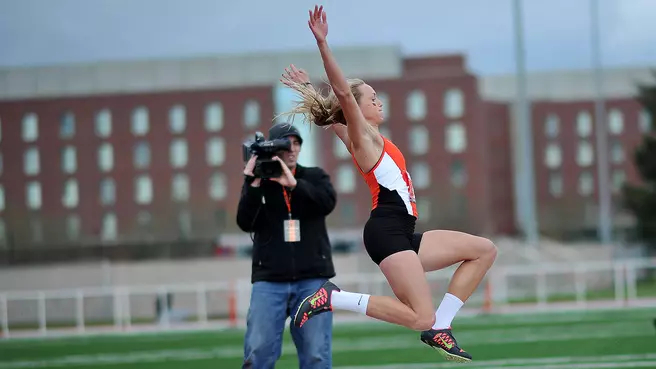 Hallock Wins Three Events at WOU Meet