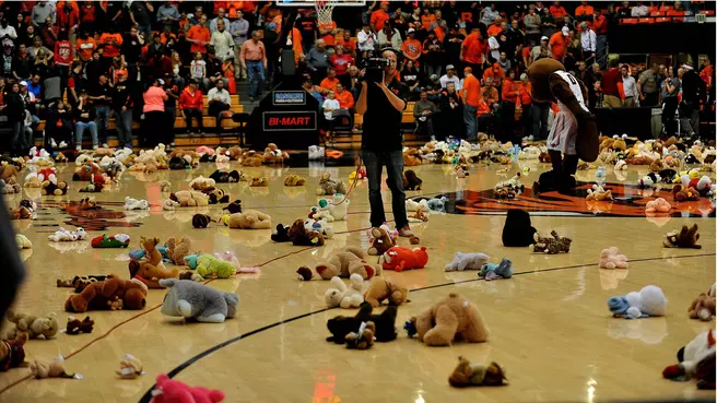 Teddy Bears Donated To Oregon Charities