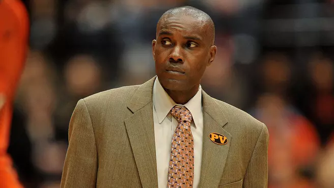 Thompson To Be Honored By His Alma Mater