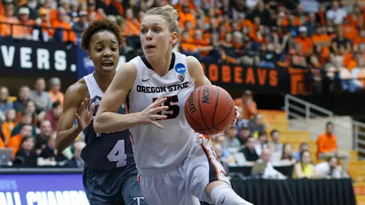 Associated Press still of Jamie Weisner