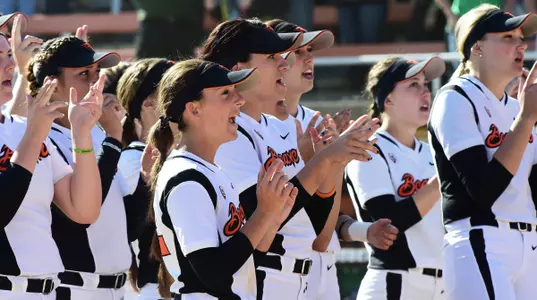 Team vs. Oregon, April 10, 2016