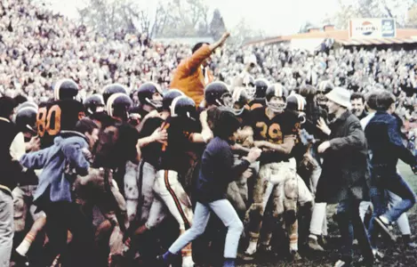 Andros on team shoulders