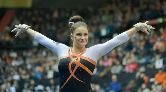 Taylor Ricci - floor