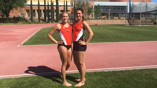 Kara Hallock, Saskia McNairy
