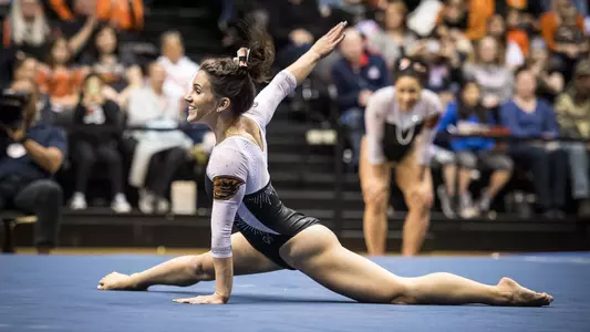 Kaitlyn Yanish - floor