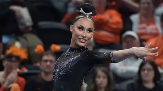 Sabrina Gill - floor