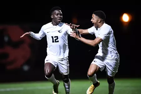 Mouhameth Thiam and Tyrone Mondi vs. UNH