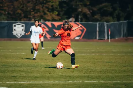 McKenna Martinez vs UCLA