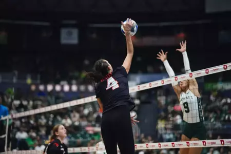 Annika Hester at Hawaii