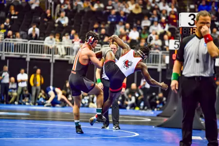 Munoz tech fall NCAAs Day 1