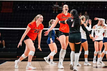 Cormier, Marrs, Shum vs UC Irvine - 091225