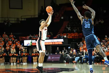 Beavers Take Down Toreros in Overtime Image