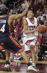 AUBURN DIALS LONG DISTANCE TO SPOIL MEN'S BASKETBALL SEASON OPENER, 80-78 Image