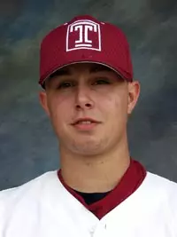 OWLS FALL TO CITY RIVAL LA SALLE, 10-4, IN NON-CONFERENCE ACTION Image