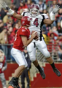 A.J. LINDSAY SIGNS ROOKIE FREE AGENT CONTRACT WITH GREEN BAY PACKERS Image