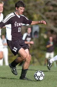DONATELLI LEADS MEN'S SOCCER TO FIRST WIN OF SEASON, 2-1, OVER VILLANOVA Image