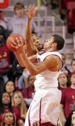 Christmas, Tyndale Lead Owls To 75-70 Win At Towson Image