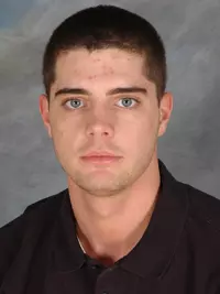 MEN'S TENNIS BLANKS ST. THOMAS FOR FOURTH STRAIGHT WIN Image