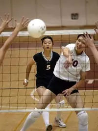 WOMEN'S VOLLEYBALL FALLS SHORT AT DELAWARE Image