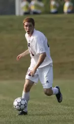 Overtime Goal Lifts Men's Soccer To Senior Day Win Over UMass, 1-0 Image