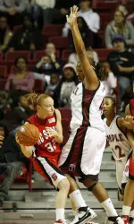 Women's Basketball Travels To Western Michigan For Sunday Game Image