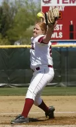 Burdeaux's Walk-Off Homerun Clinches Owls' 6-5 Win Image