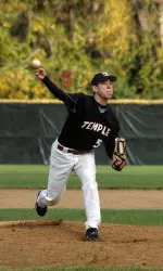 Diamond Owls Drop First Mid-Week Affair Of Season To Duke, 7-4 Image