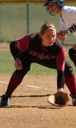 Smuda, Dairy Blank Hawks In Two-Game Sweep Image