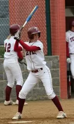 Late Home Run Dooms Owls In 7-4 Loss To UMass Image