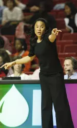 Women's Basketball Hosts St. Bonaventure In A-10 Home Opener On Tuesday Image