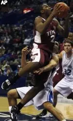 Defense Leads Men's Basketball To 54-53 OT Win At Saint Louis Image