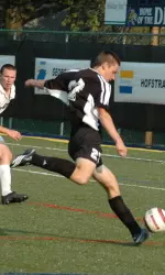 Men's Soccer Ties Farleigh Dickenson 1-1 Image