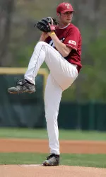 Mongiardini, Asjes Shutout Dayton In Opener; Owls Fall In Nightcap Image