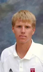 Men's Tennis Edged By George Washington, 4-3 Image