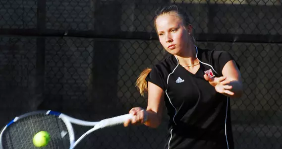 Stangl Falls In Consolation Semifinals Of Cissy Leary Invitational Image