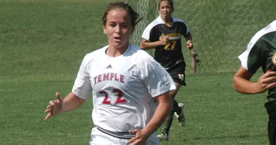 Steph Ferretti Action