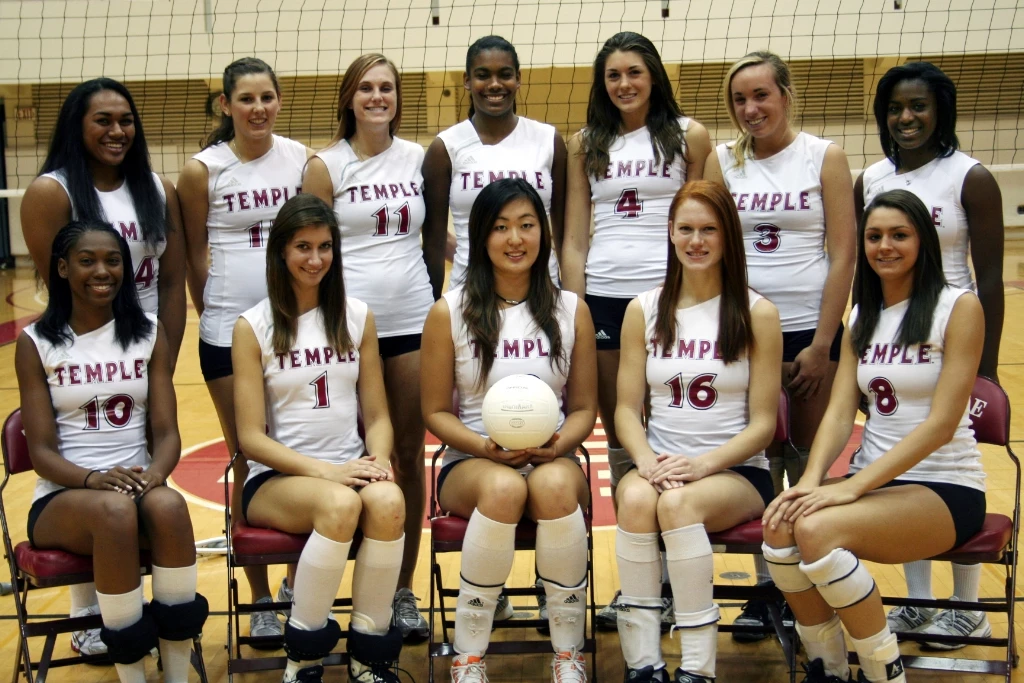 2009 Volleyball Team