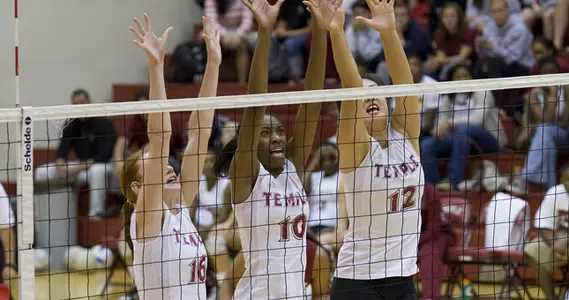 Volleyball Falls 3-1 at Xavier Image