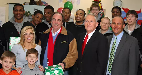 Men's Basketball Team Shot at The Arc
