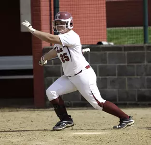Softball Drops a Pair to Visiting Iona Image