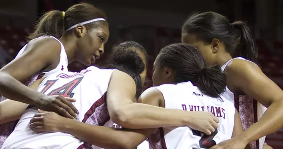 WBB huddle