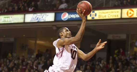 Ramone Moore